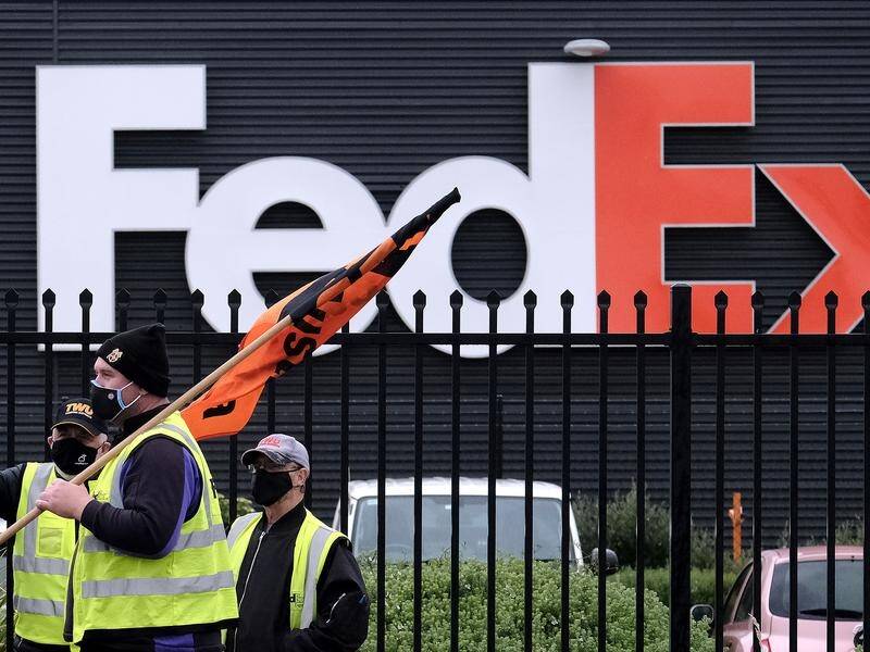 The Transport Workers' Union claims FedEx is refusing to come back to the table and bargain.